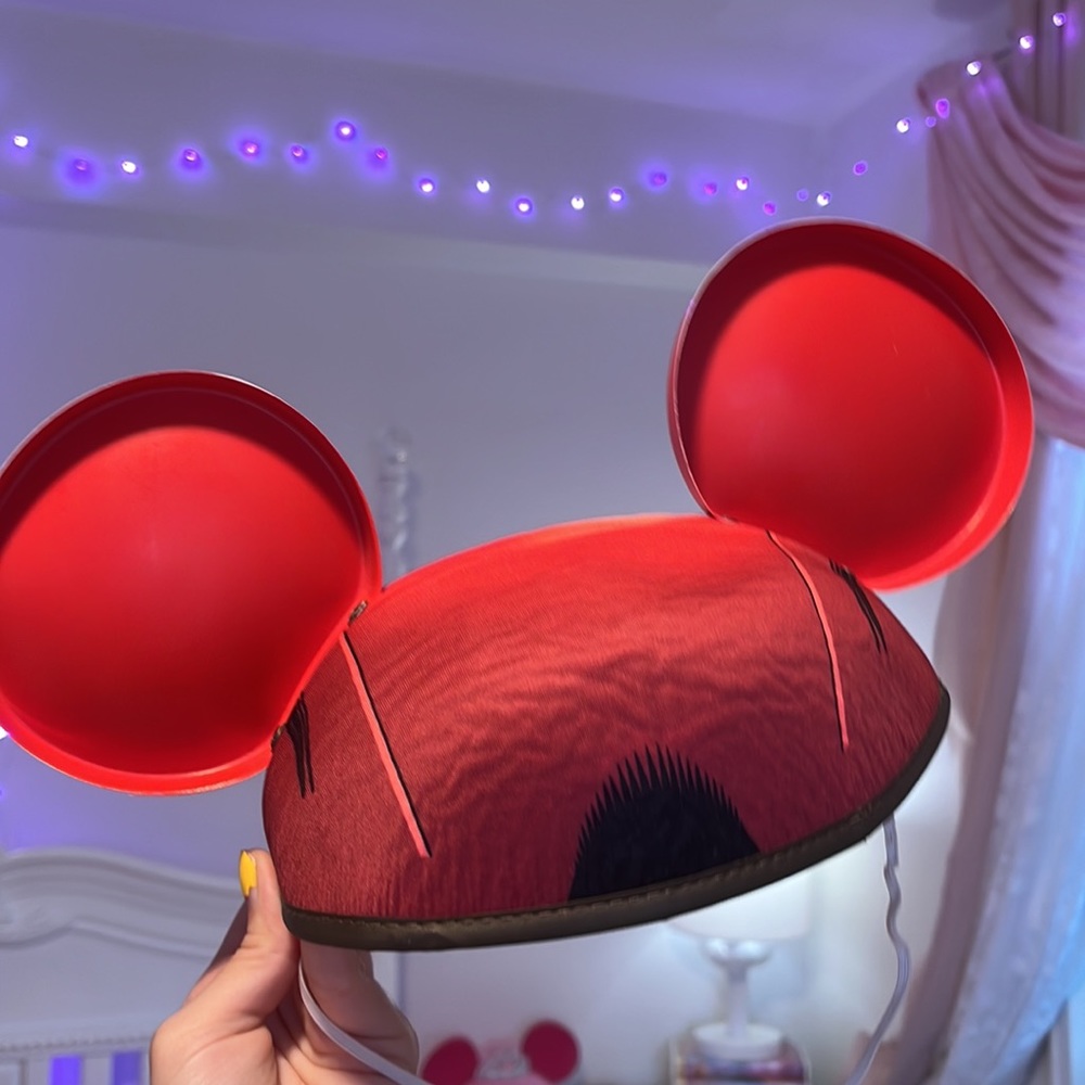 Iron Man Mickey Ears Hat - Picture 4 of 8